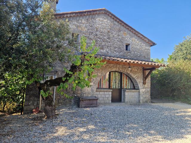 Maison 8 pièces 280 m²