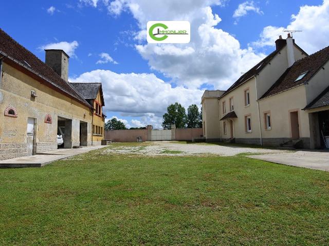 Maison 8 pièces 280 m²