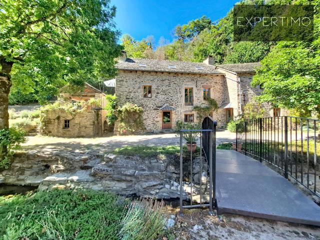 Maison 8 pièces 283 m²