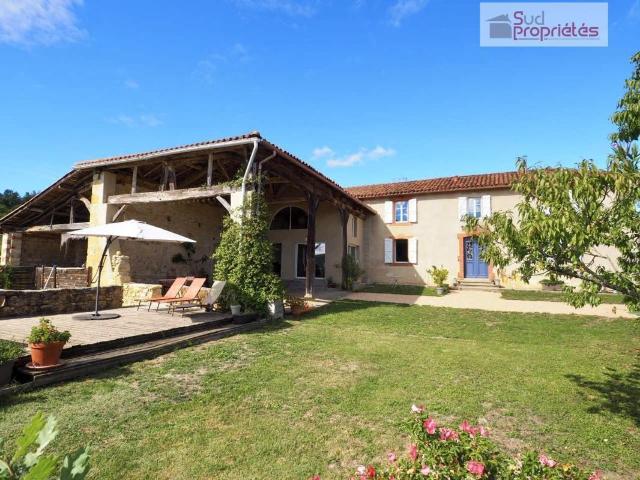 Maison 8 pièces 283 m²