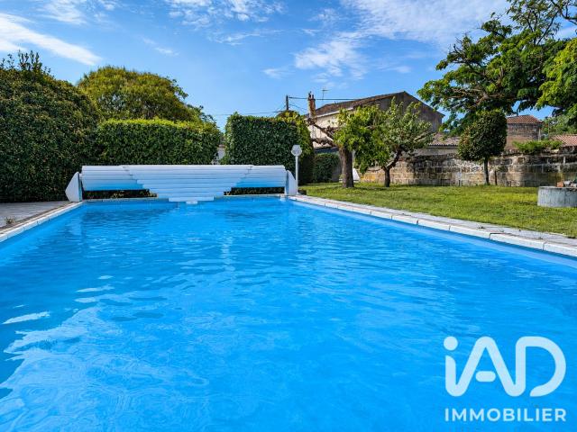 Maison 8 pièces 294 m²