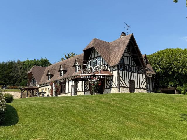 Maison 8 pièces 295 m²