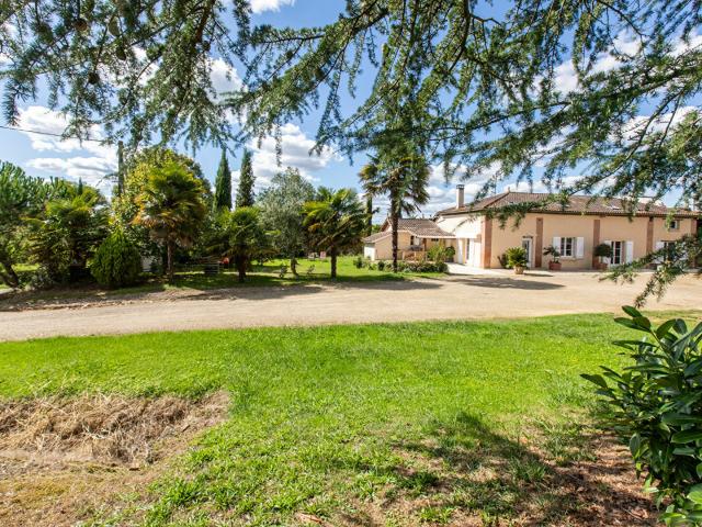 Maison 8 pièces 296 m²