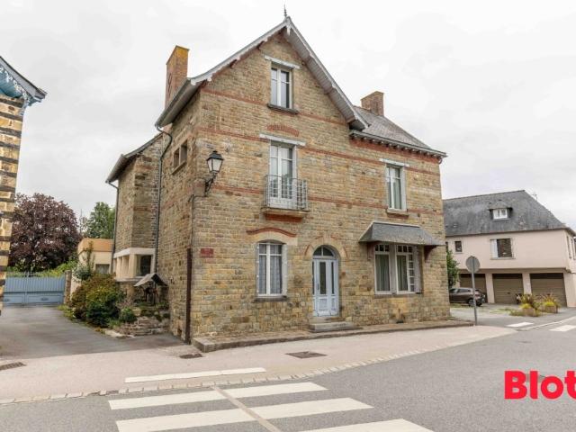 Maison 9 pièces 297 m²