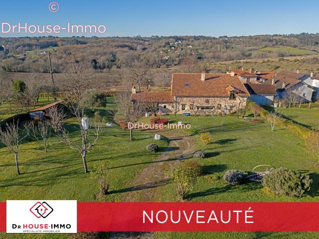 Maison 8 pièces 299 m²