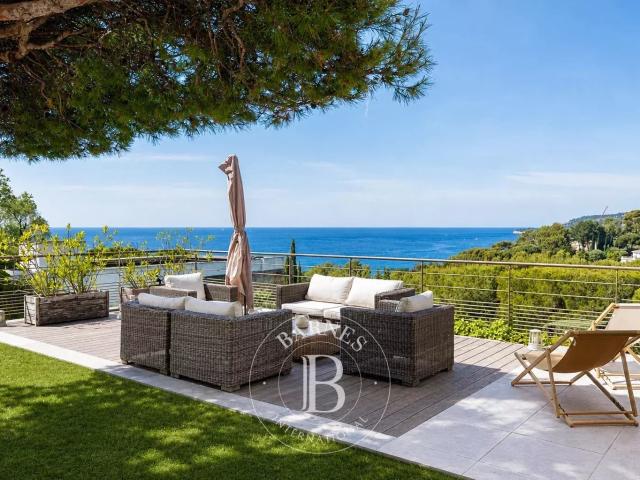 Maison 8 pièces 299 m²