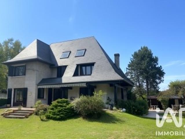 Maison 8 pièces 290 m²
