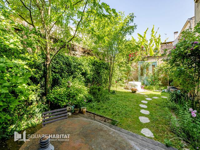 Maison 8 pièces 290 m²