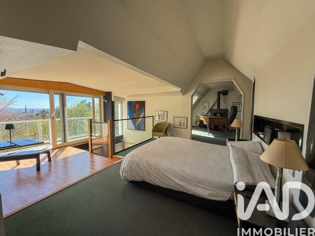 Maison 8 pièces 293 m²