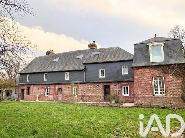 Maison 8 pièces 305 m²