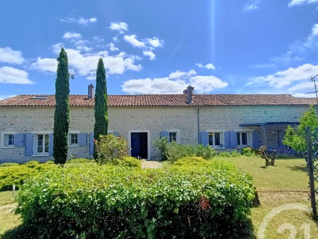 Maison 8 pièces 305 m²
