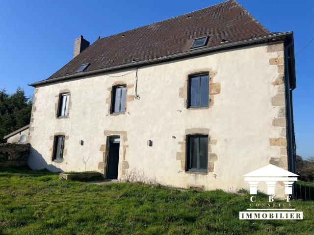 Maison 8 pièces 300 m²