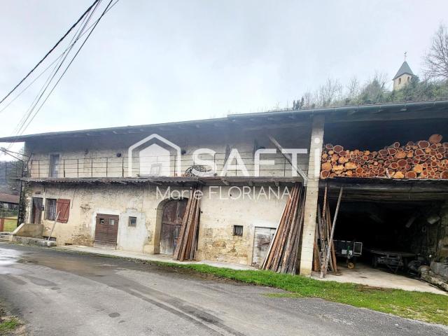 Maison 8 pièces 300 m²