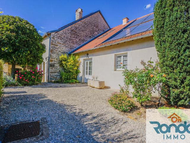 Maison 8 pièces 300 m²