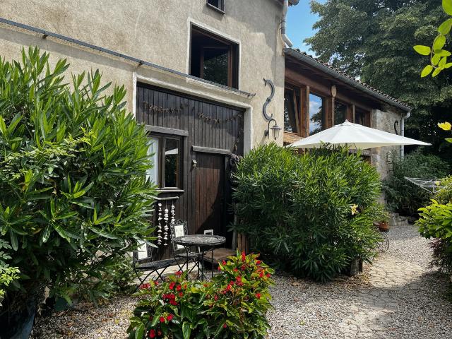 Maison 8 pièces 300 m²