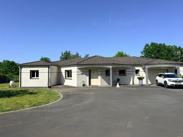Maison 8 pièces 300 m²