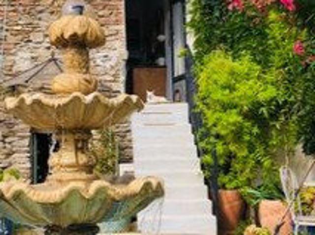 Maison 8 pièces 301 m²