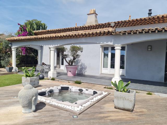 Maison 8 pièces 301 m²