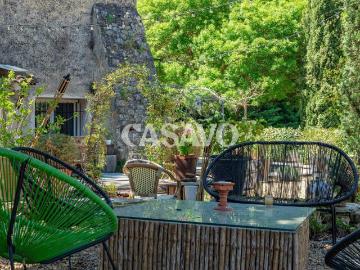 Maison 8 pièces 303 m²