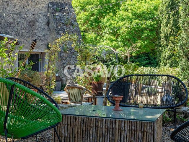 Maison 8 pièces 303 m²