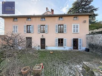 Maison 8 pièces 314 m²
