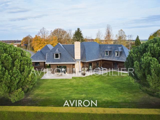 Maison 8 pièces 314 m²