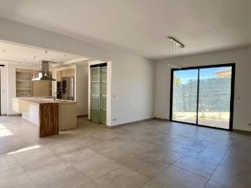 Maison 8 pièces, 314 m² à louer à Saint Gély du Fesc 34980