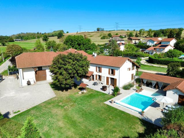 Maison 8 pièces 315 m²