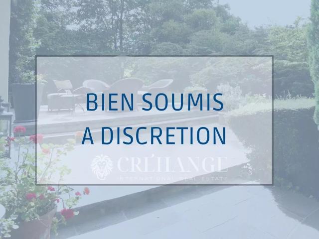 Maison 8 pièces 325 m²