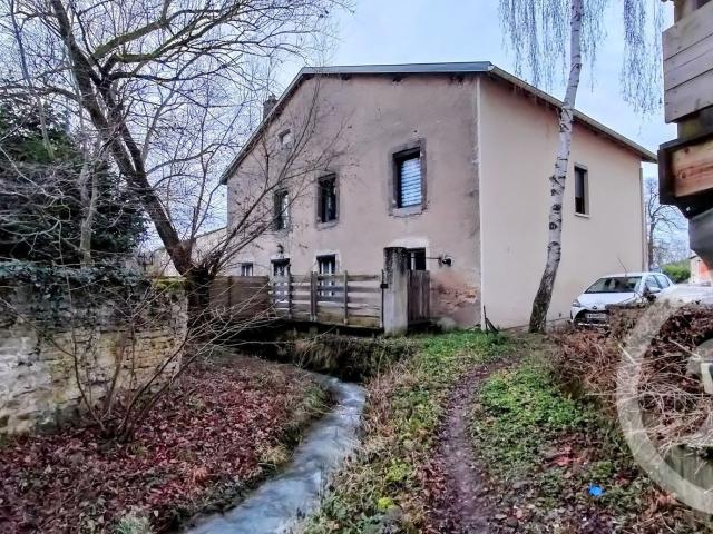 Maison 8 pièces 328 m²