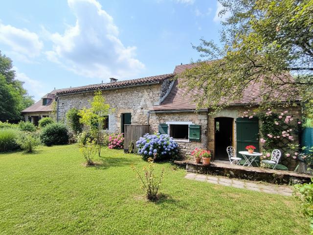 Maison 8 pièces 329 m²