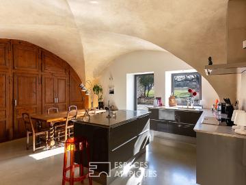 Maison 8 pièces 320 m²