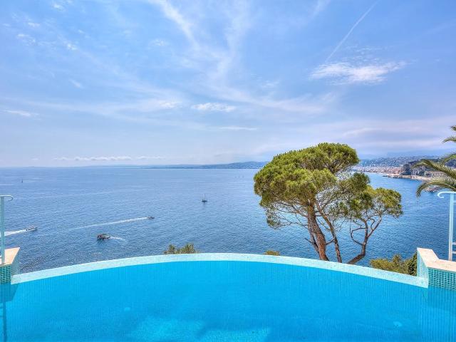 Maison 8 pièces 320 m²