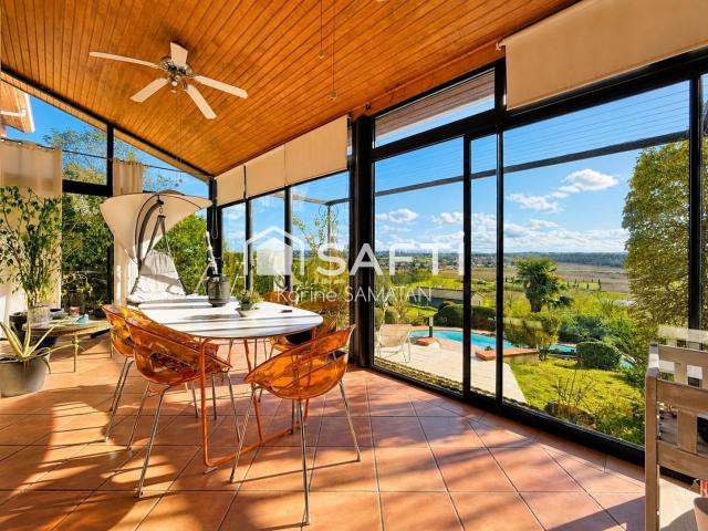Maison 8 pièces 322 m²