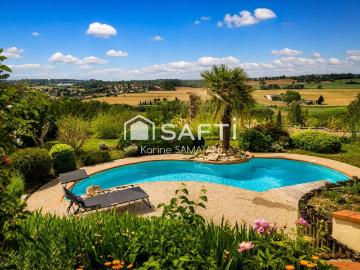 Maison 8 pièces 322 m²
