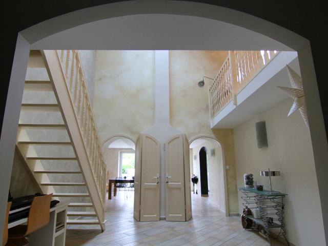 Maison 8 pièces 334 m²
