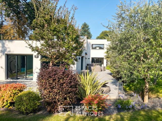 Maison 8 pièces 338 m²