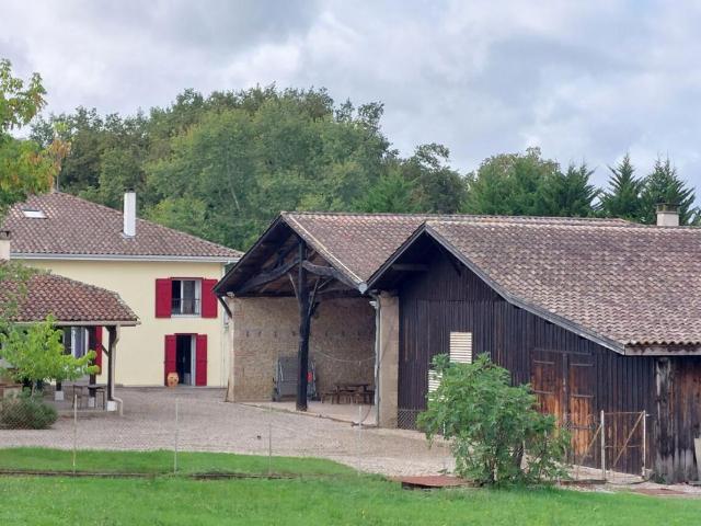 Maison 8 pièces 339 m²
