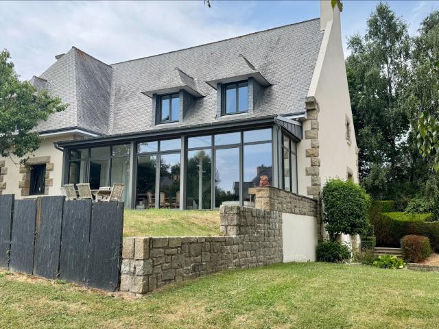 Maison 8 pièces 339 m²