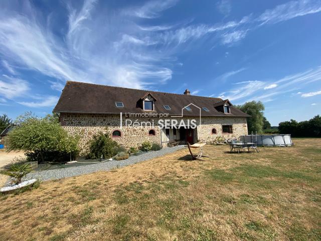 Maison 8 pièces 332 m²