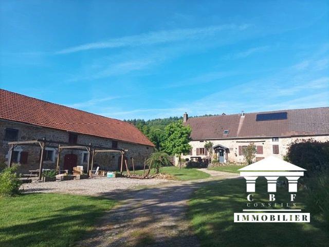 Maison 8 pièces 333 m²