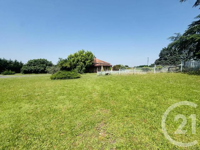Maison 8 pièces 333 m²