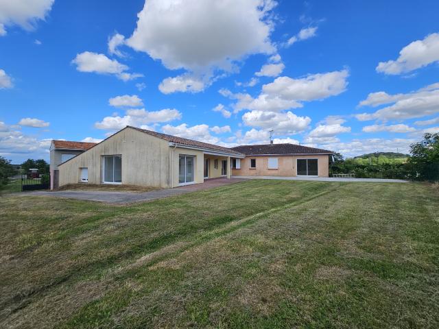 Maison 8 pièces 344 m²