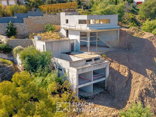 Maison 8 pièces 341 m²