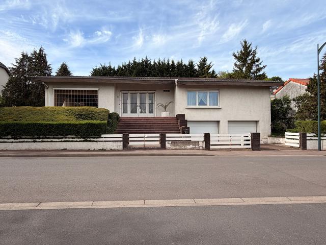 Maison 8 pièces 354 m²