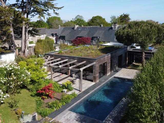 Maison 8 pièces 350 m²