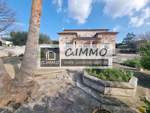 Maison 8 pièces 350 m²