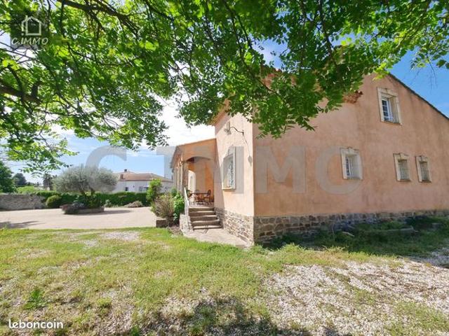 Maison 8 pièces 350 m²
