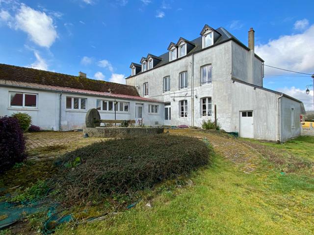 Maison 8 pièces 367 m²
