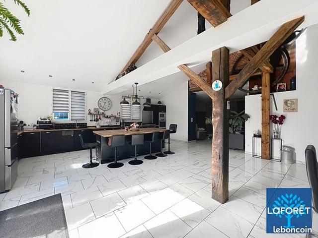 Maison 8 pièces 360 m²